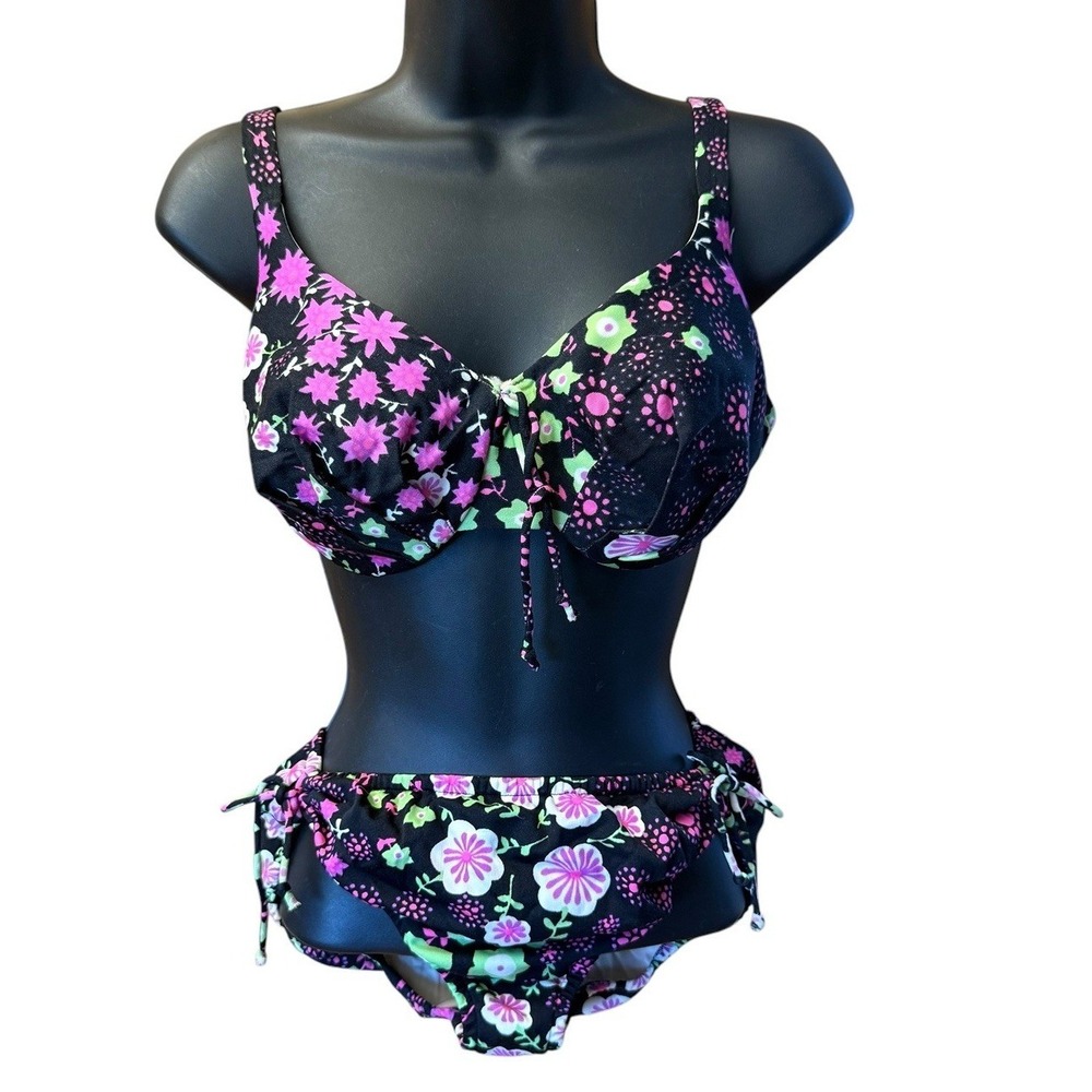 Vintage 1960s Bali Nylon Swimsuit 34D M Flower Power Bikini 2 Piece Floral